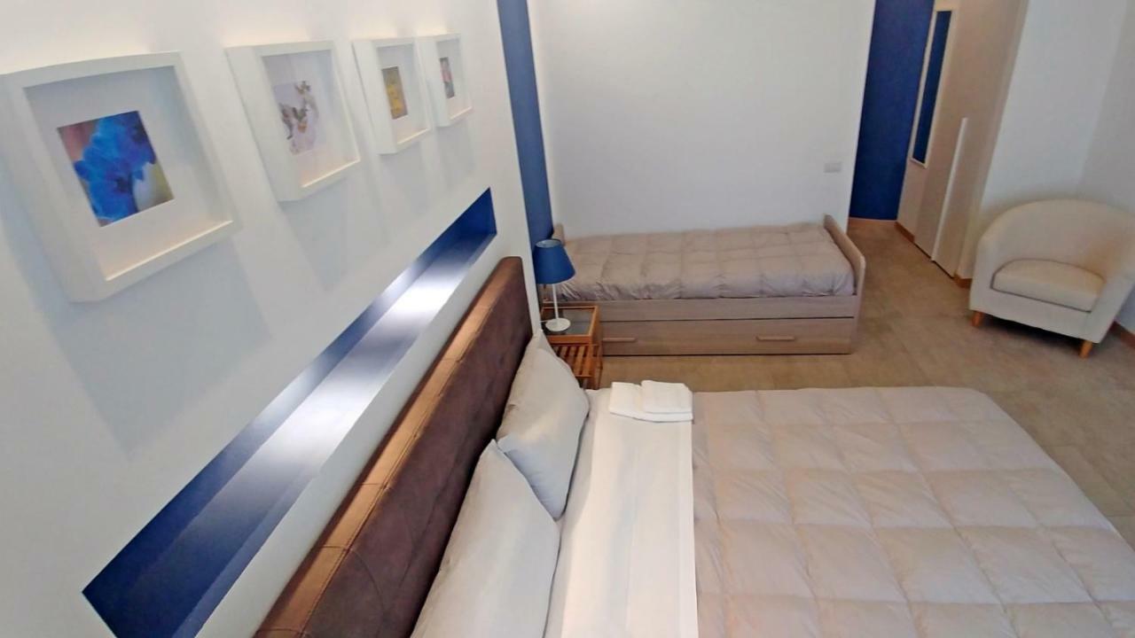 B&B Villa Monterosa Con Piscina Castronno ภายนอก รูปภาพ