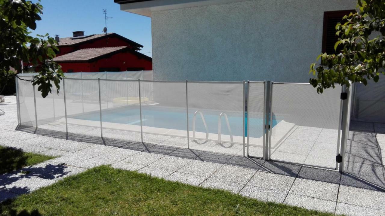 B&B Villa Monterosa Con Piscina Castronno ภายนอก รูปภาพ